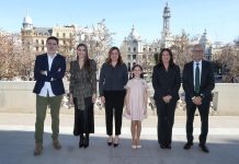 El comunicador Boro Peiró y la fallera mayor infantil de 1975, Cuchita Lluch, serán los mantenedores de las falleras mayores de València